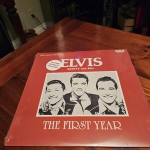 Elvis‎ Presley-The First Year vinyl record nm